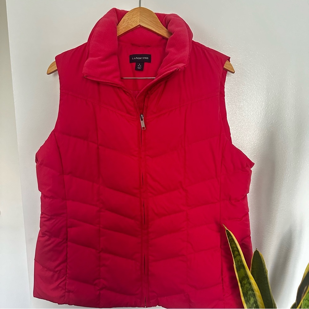 LANS’S END padded vest with goose feather used as a new strong pink, size L